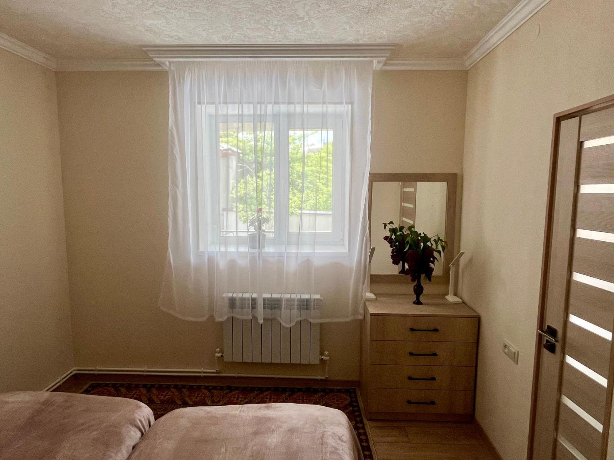 مبيت وإفطار فانادزور Inexpensive House المظهر الخارجي الصورة